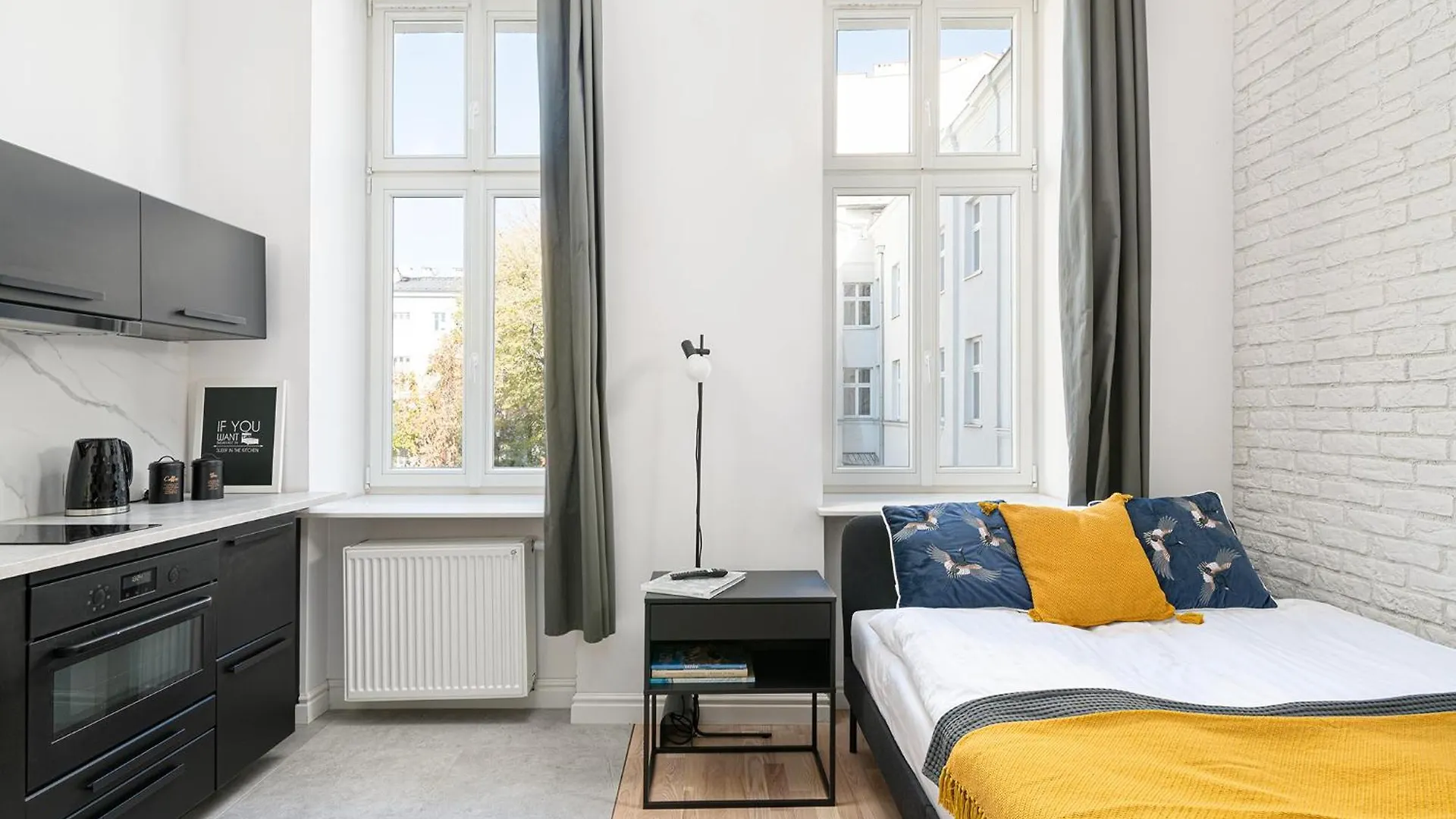Rentplanet - Studio Kepna Warsaw Apartment